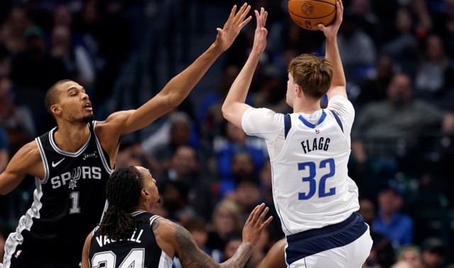 开云体育-西部排名又变了：火箭爆冷连败，湖人坐收好礼，2队排名互换