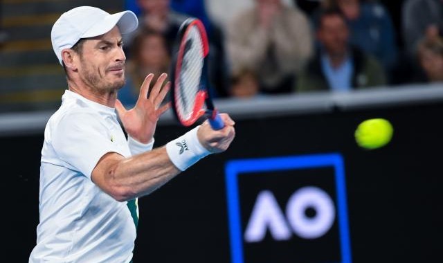 注册领彩金-穆雷凌晨4点疯狂逆转 大心脏大智慧还是大热爱？